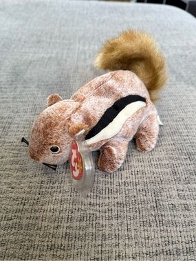 Chipper the Chipmunk Beanie Baby by Ty with Tag Protector